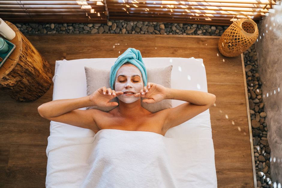 Tratament de înfrumusețare la B&T Studio Beauty